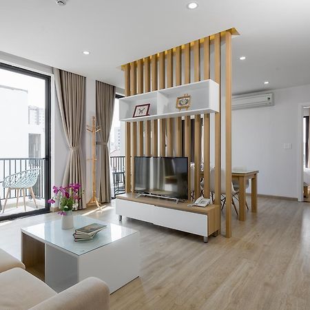 Vivian Villa & Apartment By My Khe Beach Дананг Екстериор снимка