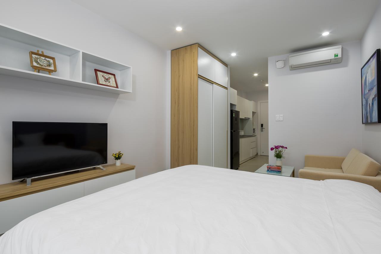 Vivian Villa & Apartment By My Khe Beach Дананг Екстериор снимка